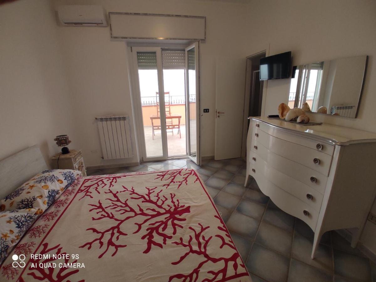 La Casa Del Sole Bed and Breakfast Terracina Buitenkant foto